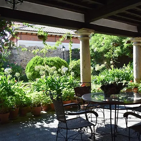 La Bodega De Casona De Linares